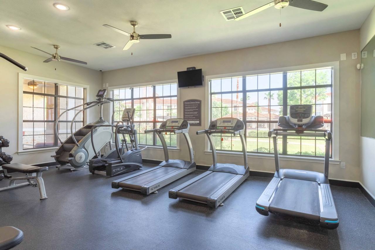 Century South Shore - Photo 5 of 29