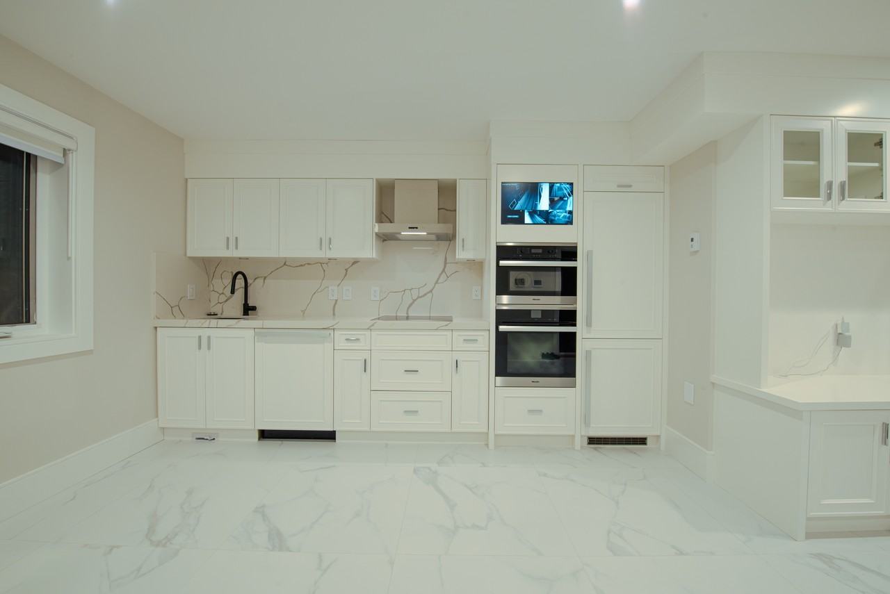 125 West 46th Avenue - Photo 3 of 14