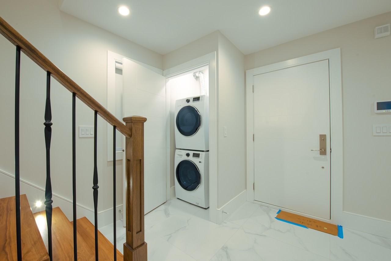 125 West 46th Avenue - Photo 7 of 14