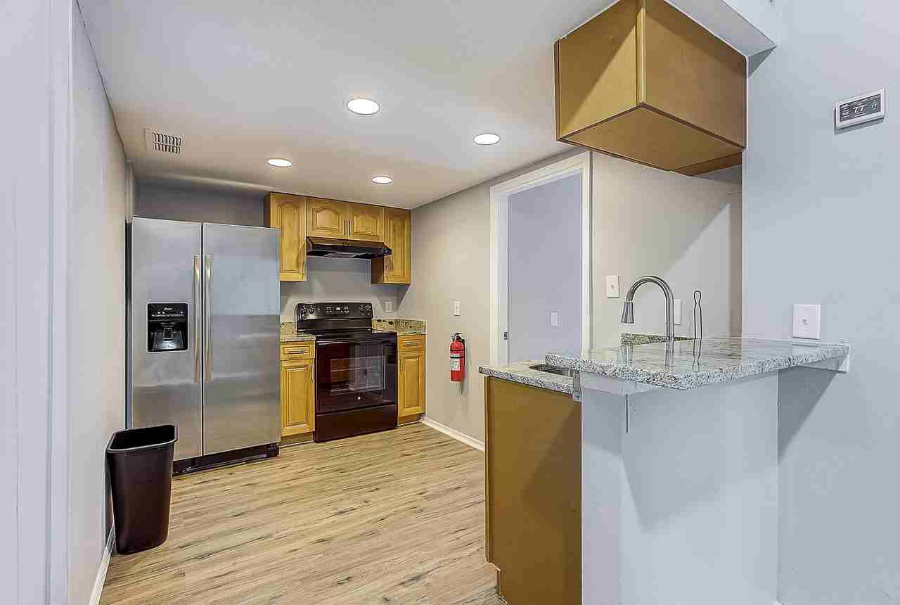 E Louisiana Ave - Photo 3 of 7