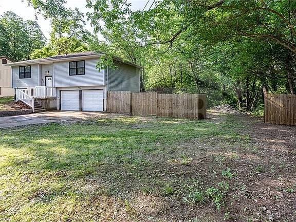 8529 E 59th St - Photo 3 of 10