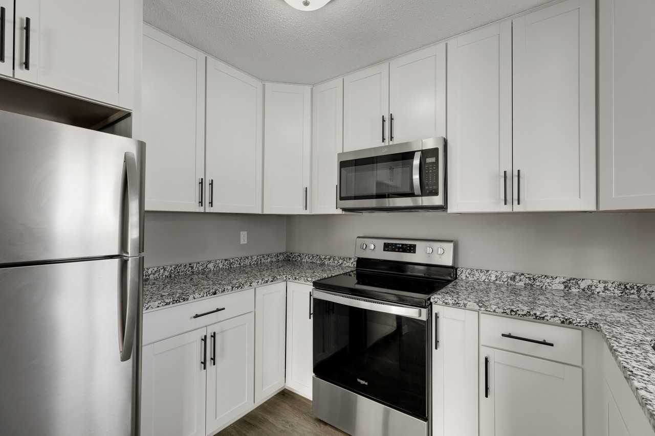 Woodlane Place Townhomes - Photo 2 of 11