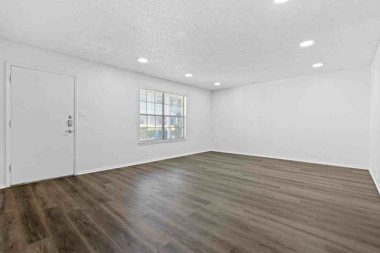 8730 N Mopac Expy #109 - Photo 5 of 23