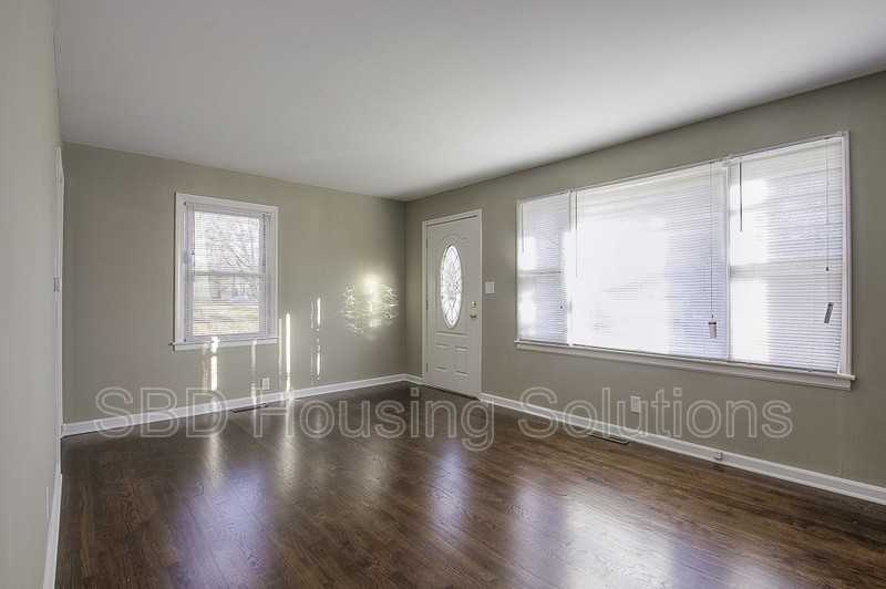 602 Lakeview Ave - Photo 2 of 7