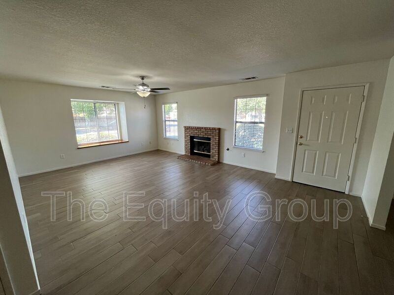 2698 Bright St - Photo 2 of 19