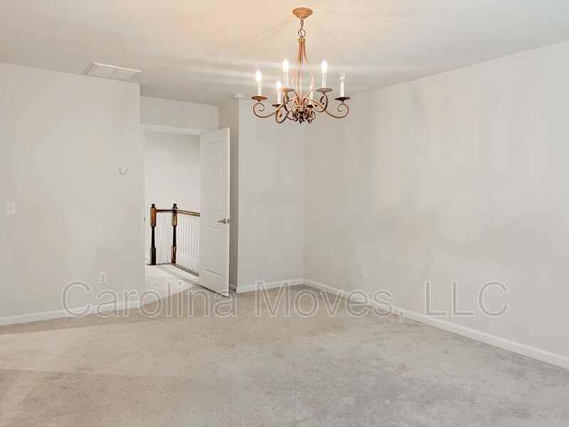 415 Huntingdale Pl - Photo 7 of 13