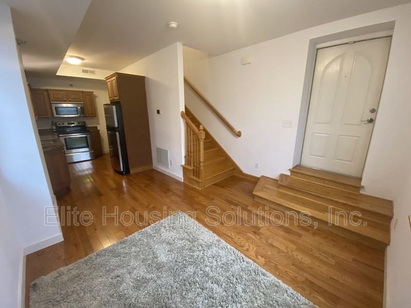 210 E Withers Rd #206 - Photo 2 of 20