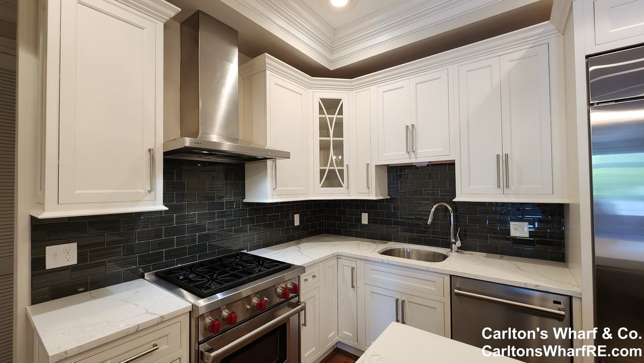 933 E 2nd St #2 - Photo 2 of 23