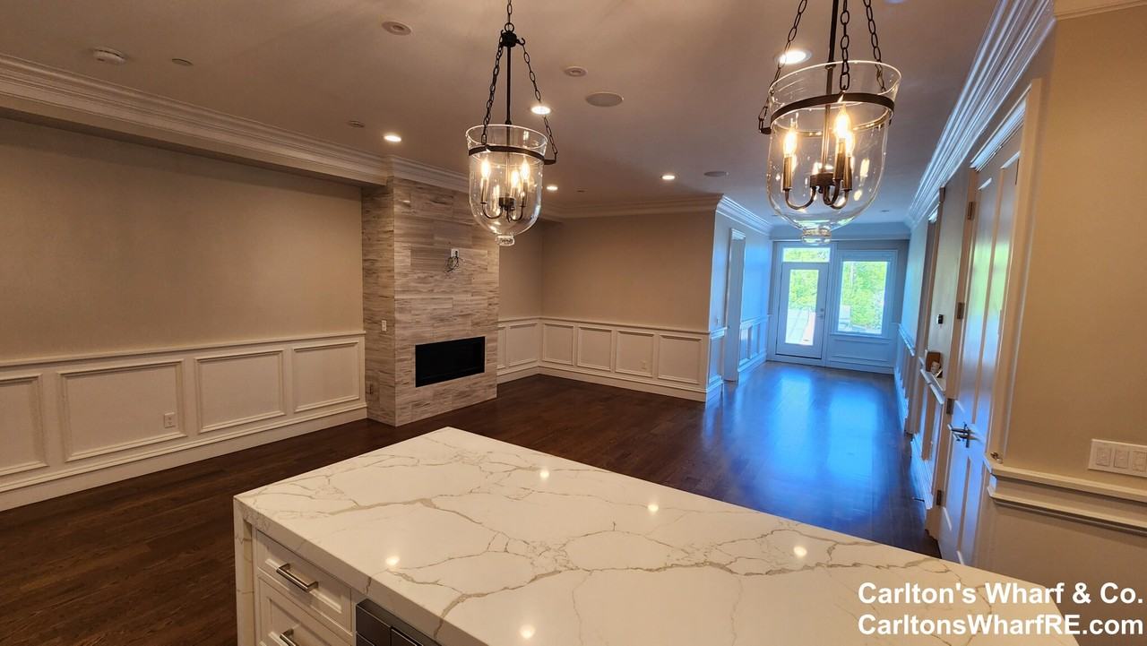 933 E 2nd St #2 - Photo 4 of 23