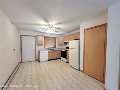 131 Smith Street - Photo 3 of 10