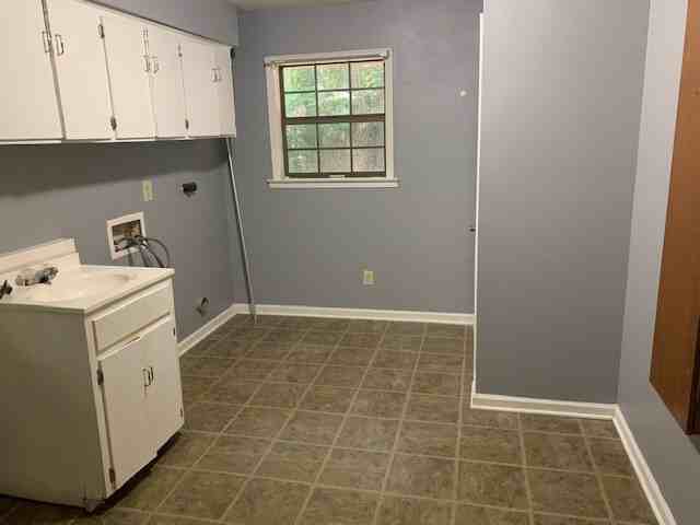 631 Westcott Dr - Photo 2 of 27