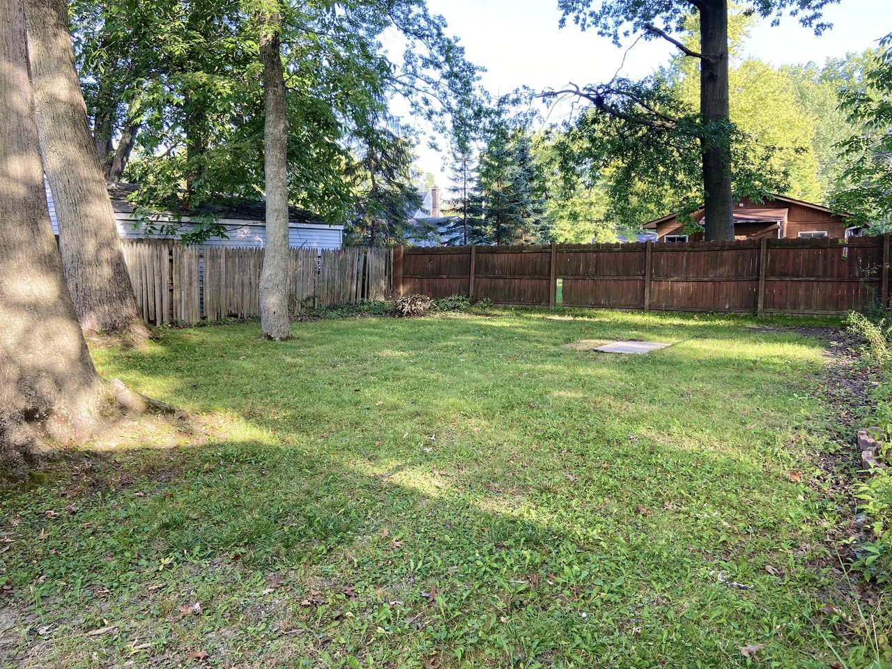 546 Case Ave #NA - Photo 2 of 13
