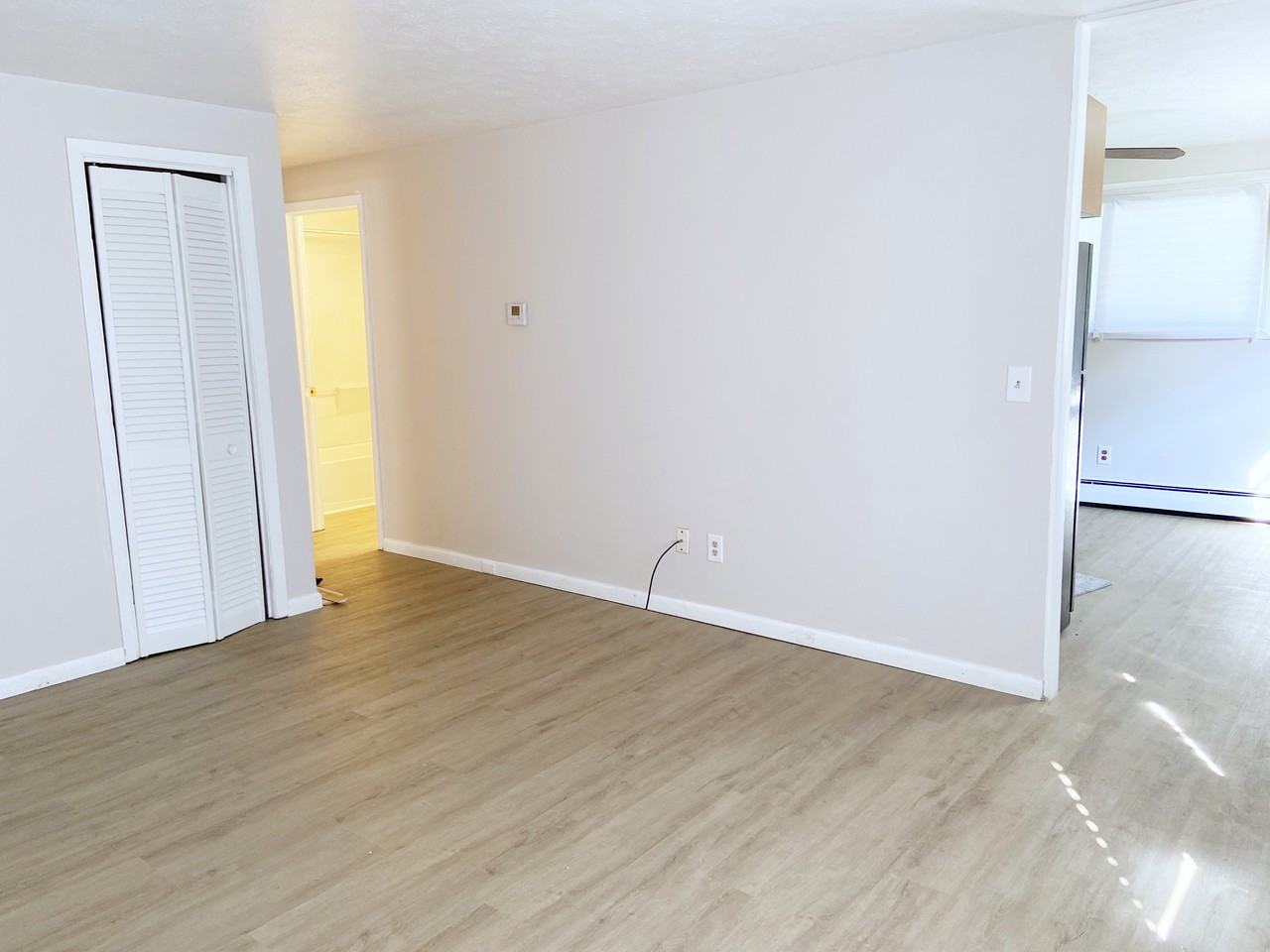 546 Case Ave #NA - Photo 3 of 13