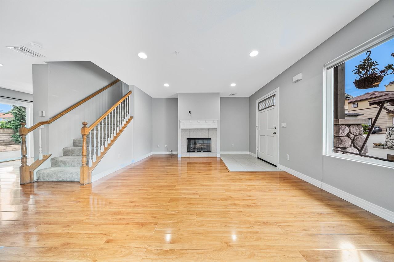 1223 S Alta Vista Ave #1 - Photo 2 of 15