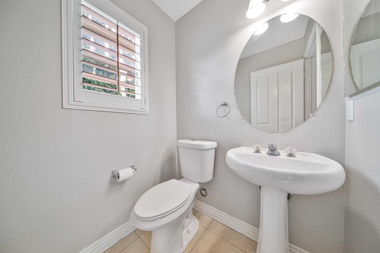 1223 S Alta Vista Ave #1 - Photo 3 of 15