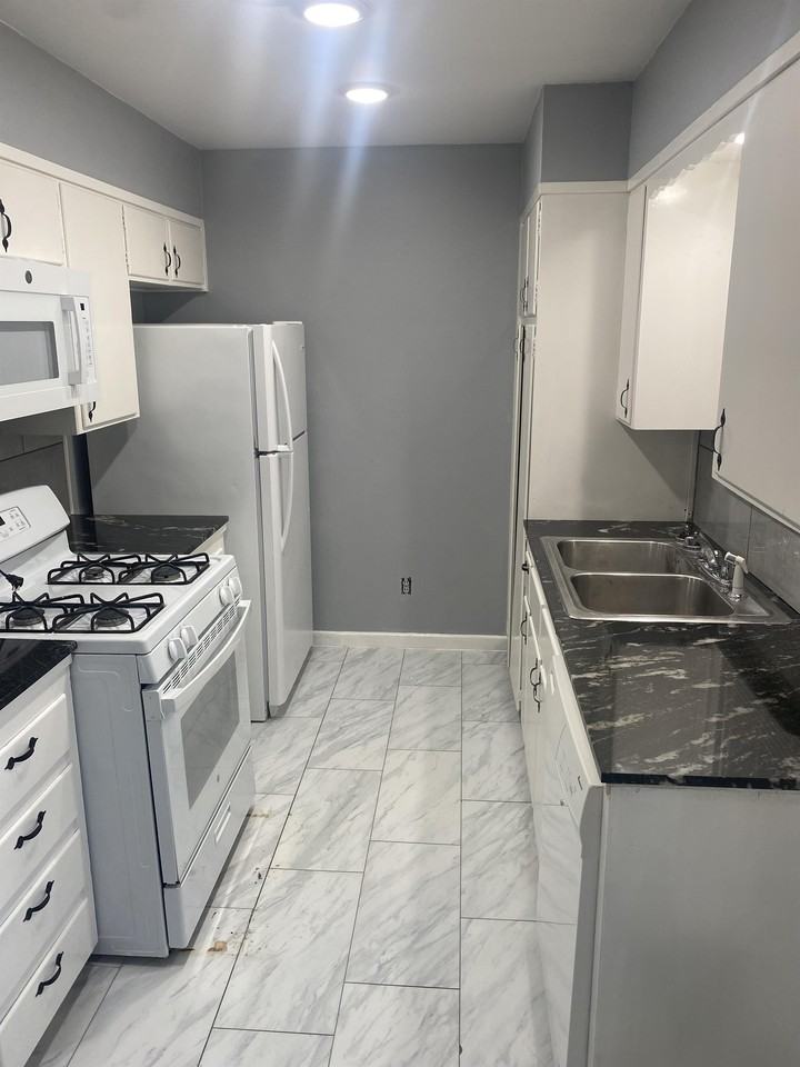 1209 West Ln #1 - Photo 3 of 11