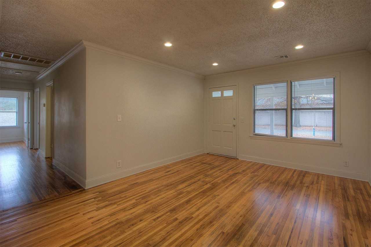 1331 East 43rd Street #1 - Photo 5 of 17