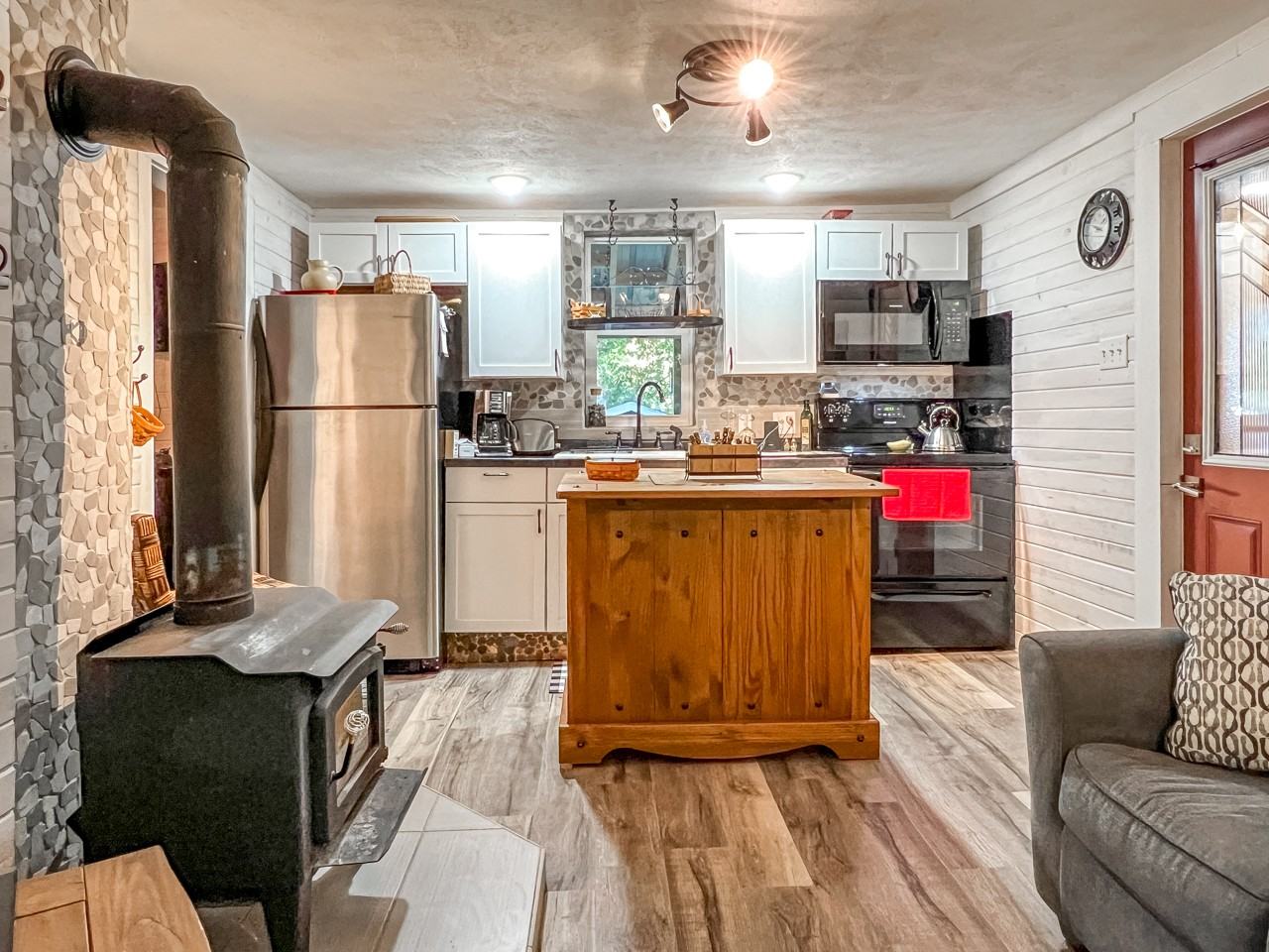 8 Perala Ct #1 - Photo 5 of 14