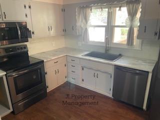 708 S Church St #1 - Photo 4 of 19