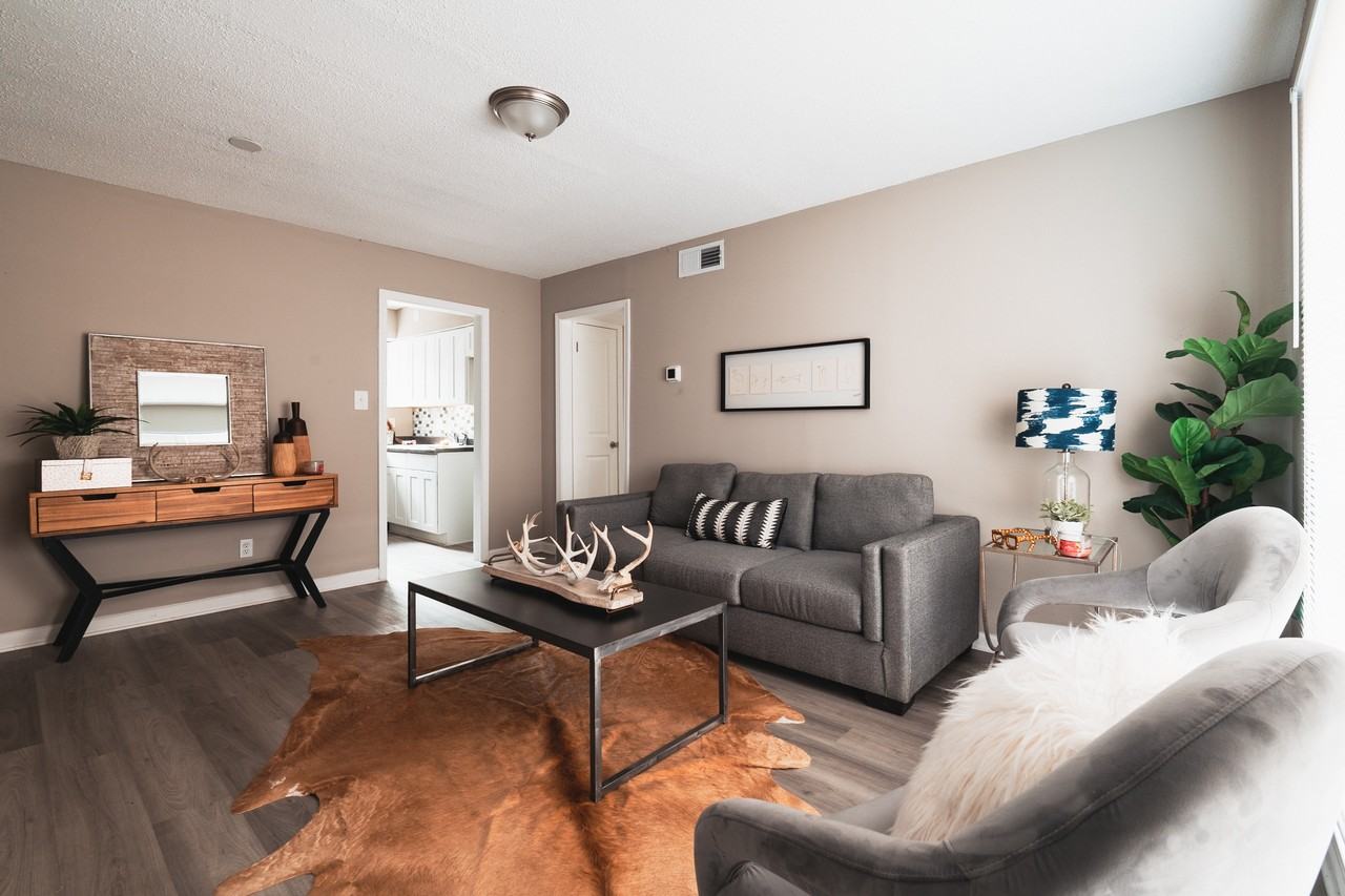 Coronado Ave #2429-04 - Photo 2 of 19