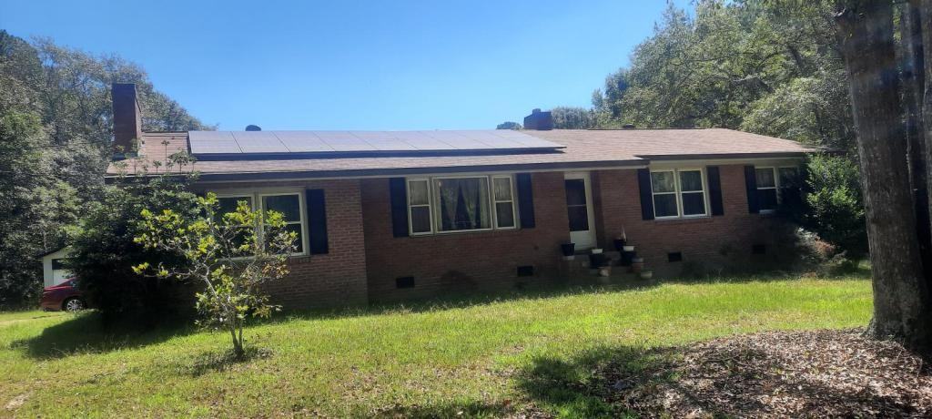 2532 Southeastern Rd - Photo 2 of 17