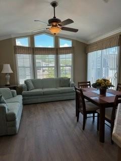 1309 Pine Island Dr N - Photo 2 of 19