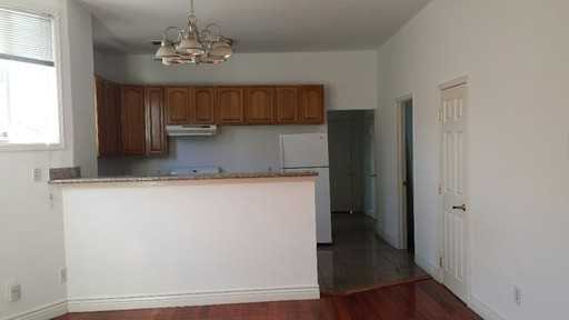 2035 Market St - Photo 3 of 11