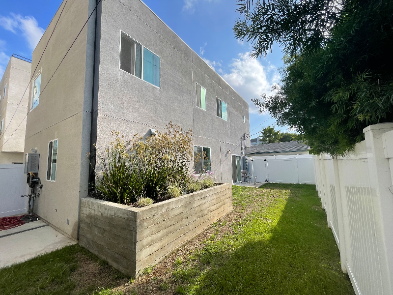 6754 W 86th Pl - Photo 5 of 31