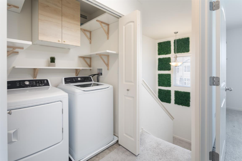 1 Neudearborn Townhome Station - Photo 6 of 12