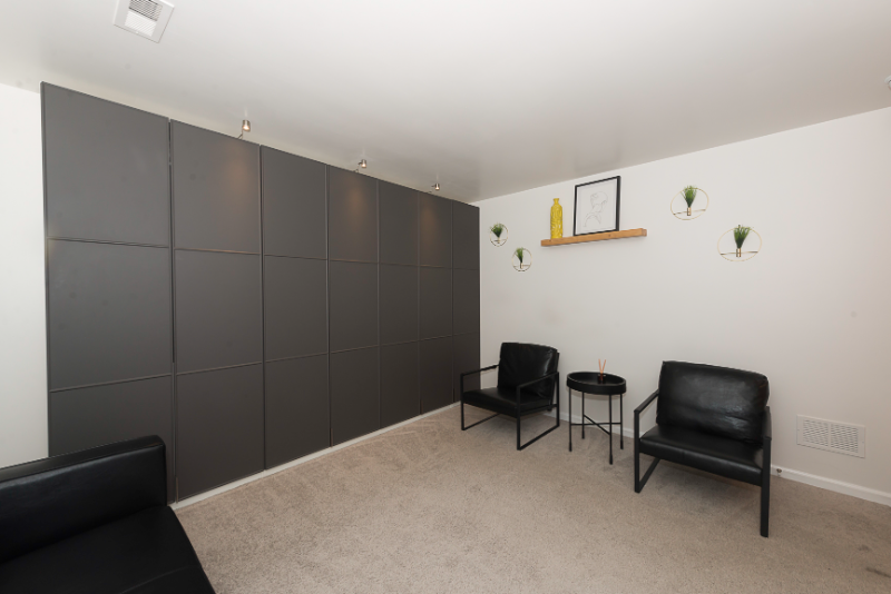 1 Neudearborn Townhome Station - Photo 7 of 12