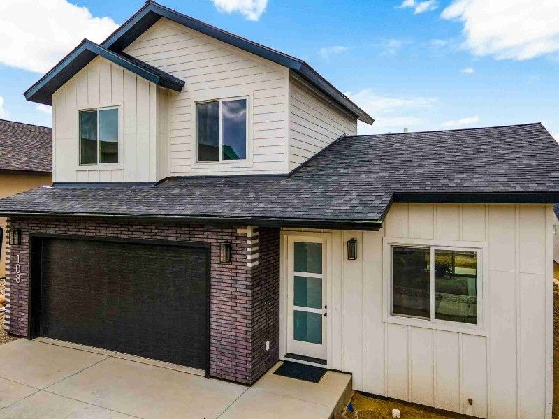 108 Elevation Dr - Photo 2 of 20