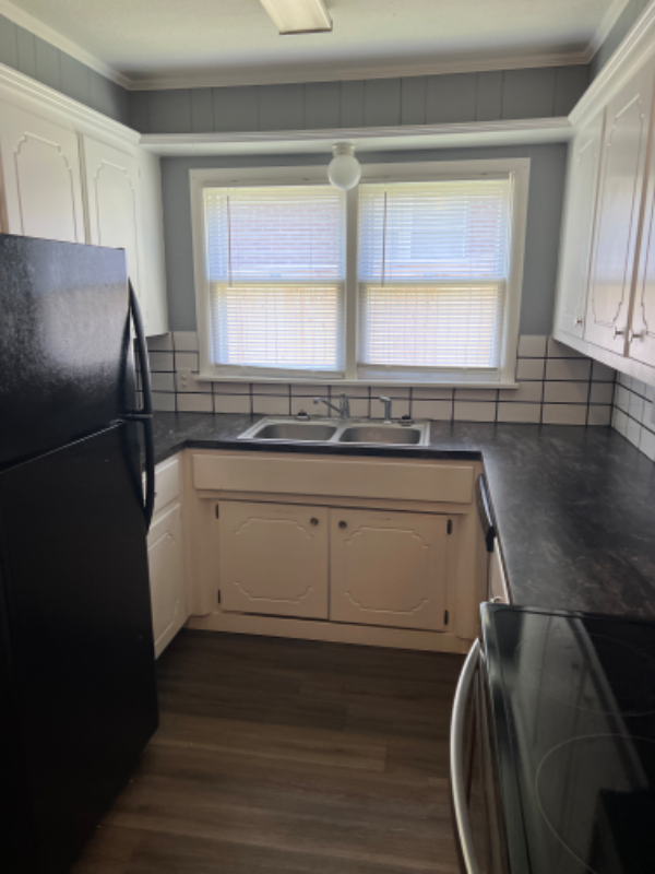 2026 Remco Frank Phillips - Photo 2 of 13