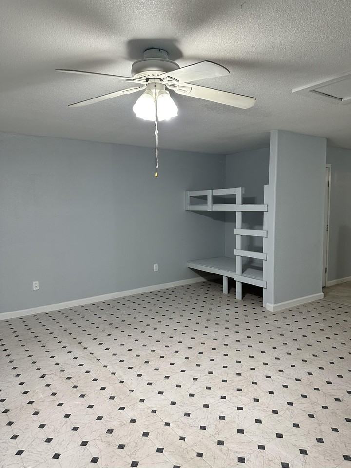 132 Blueridge #B - Photo 4 of 12