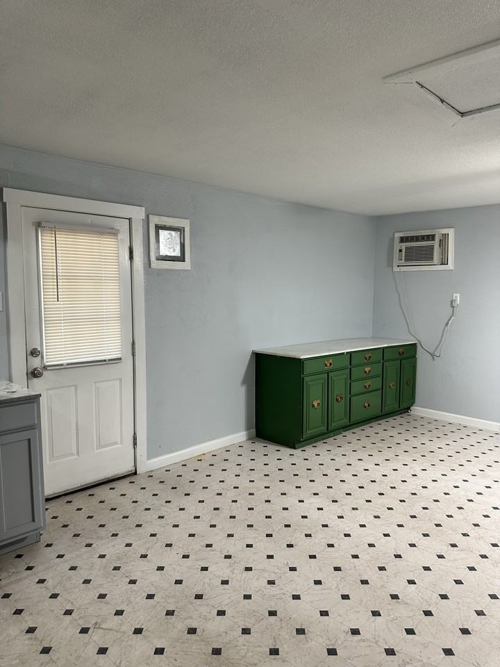 132 Blueridge #B - Photo 3 of 12