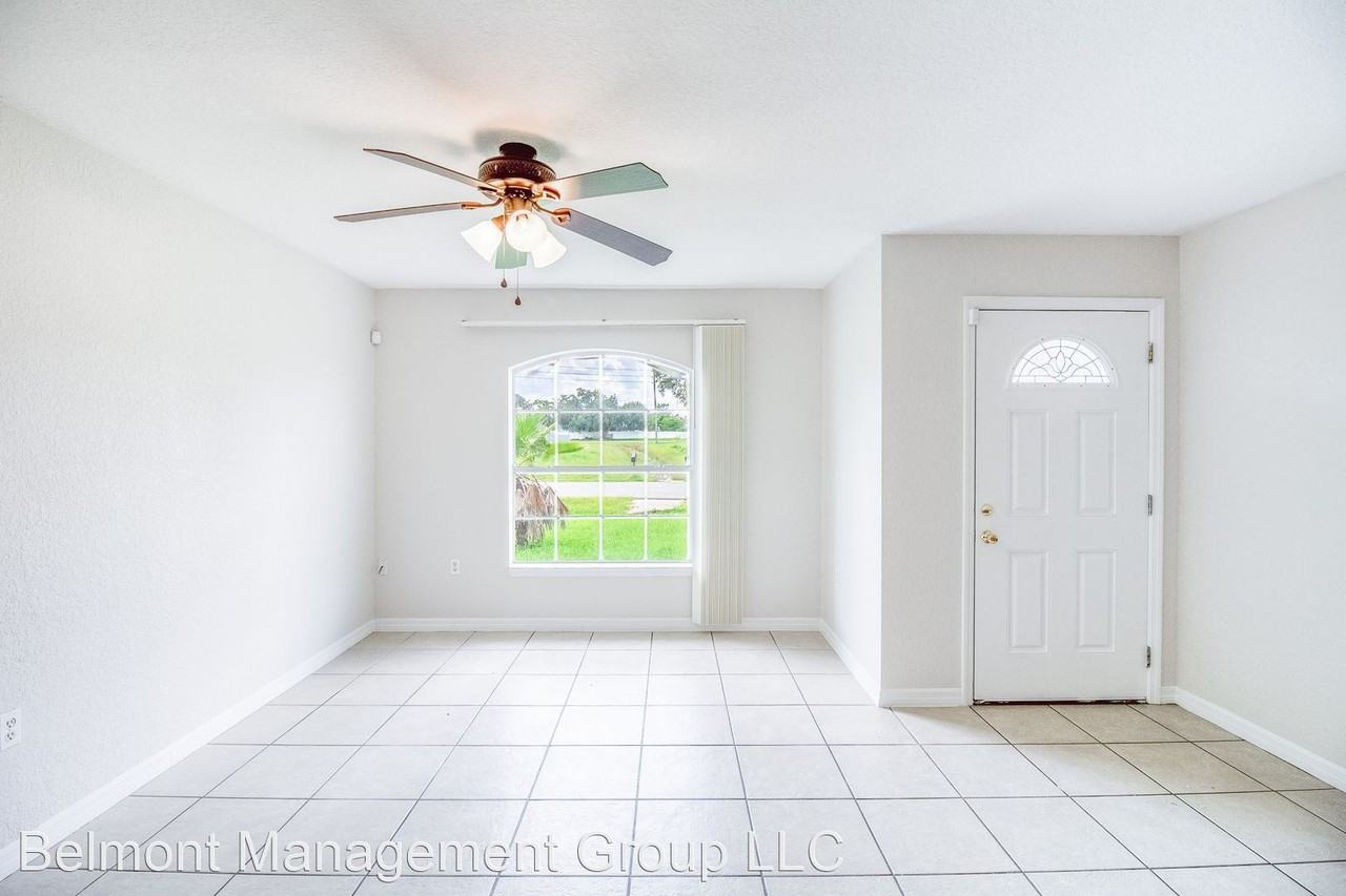 725 Leopard Ct - Photo 3 of 13