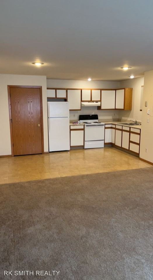 20 N. Palm Street - Photo 2 of 8