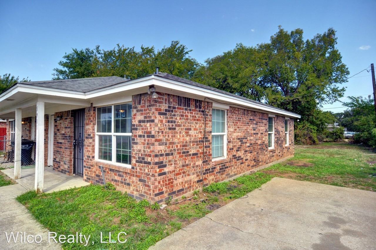 5911 Whittlesey Rd - Photo 3 of 21