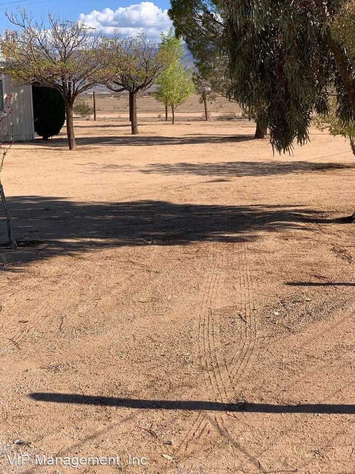 11921 Milpas Dr - Photo 2 of 13