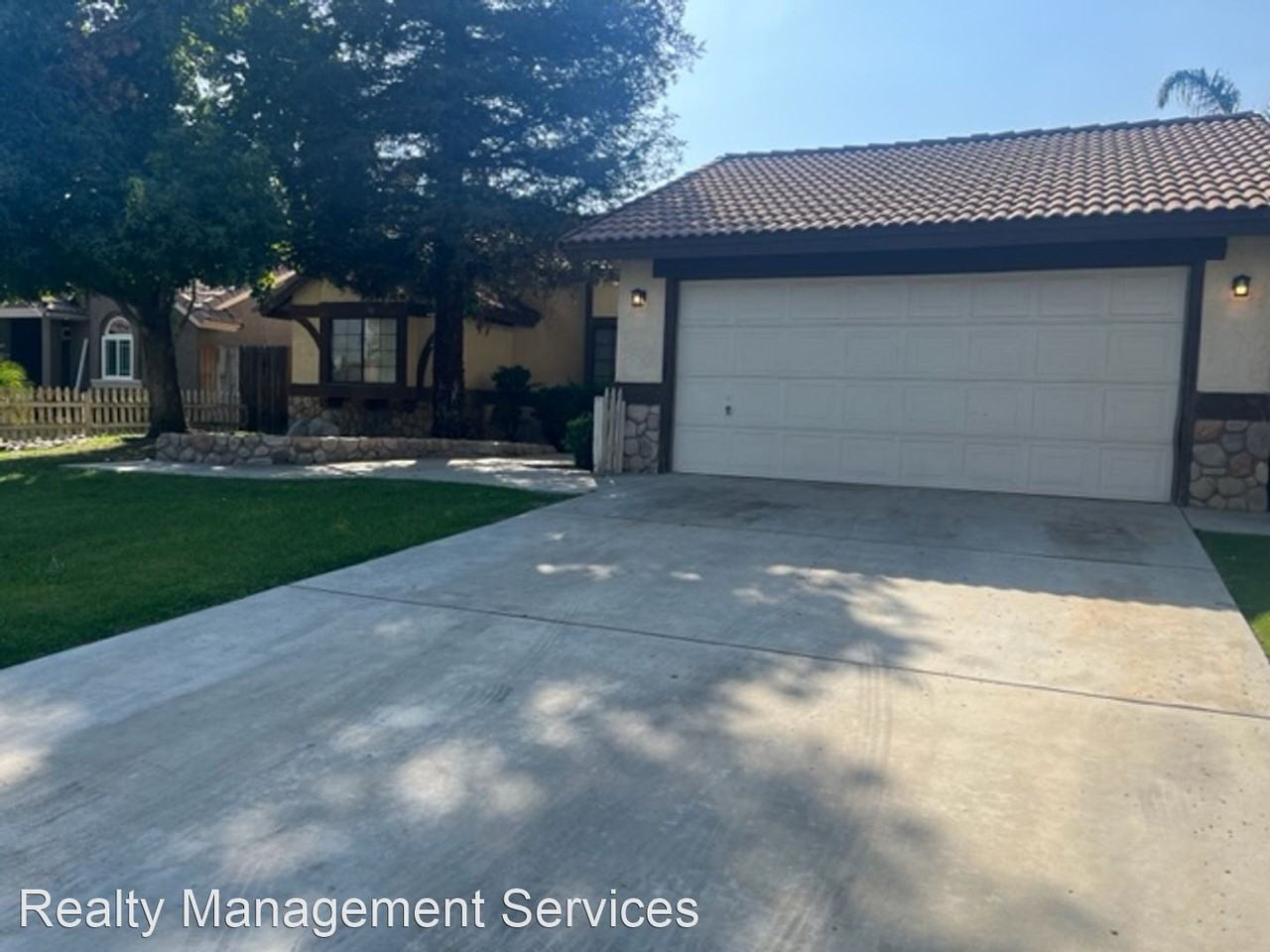 6911 Creamery Ln - Photo 2 of 12