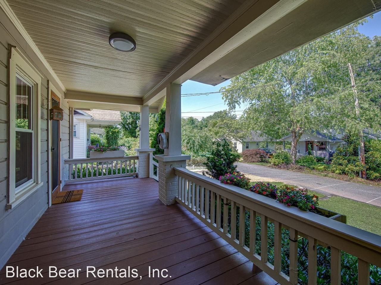 5 Grace Ave - Photo 2 of 19