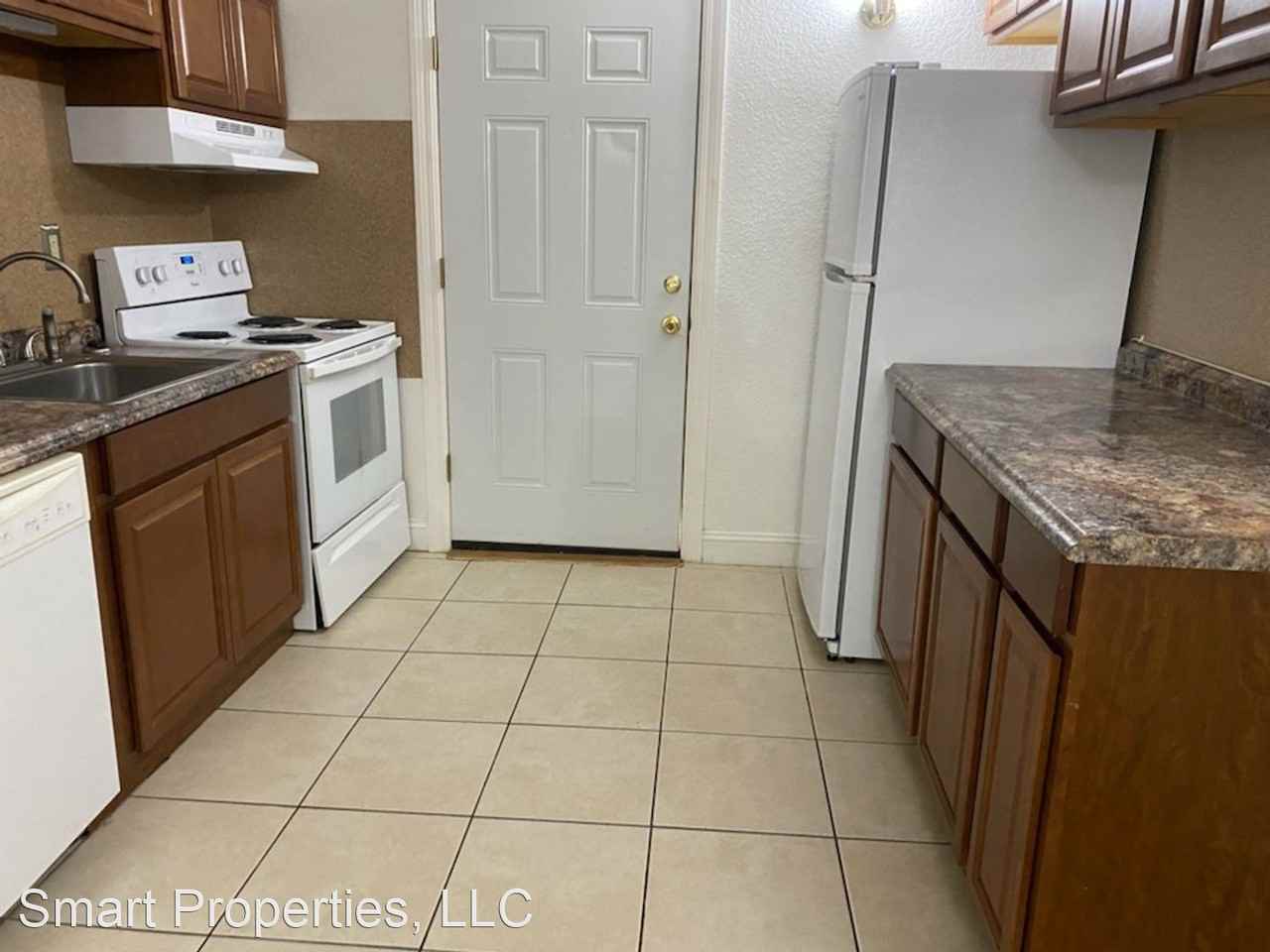 723 Wanamaker Ave - Photo 2 of 5