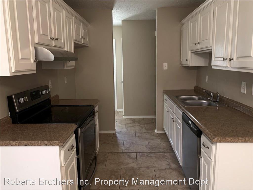 789 Hale Rd - Photo 2 of 17