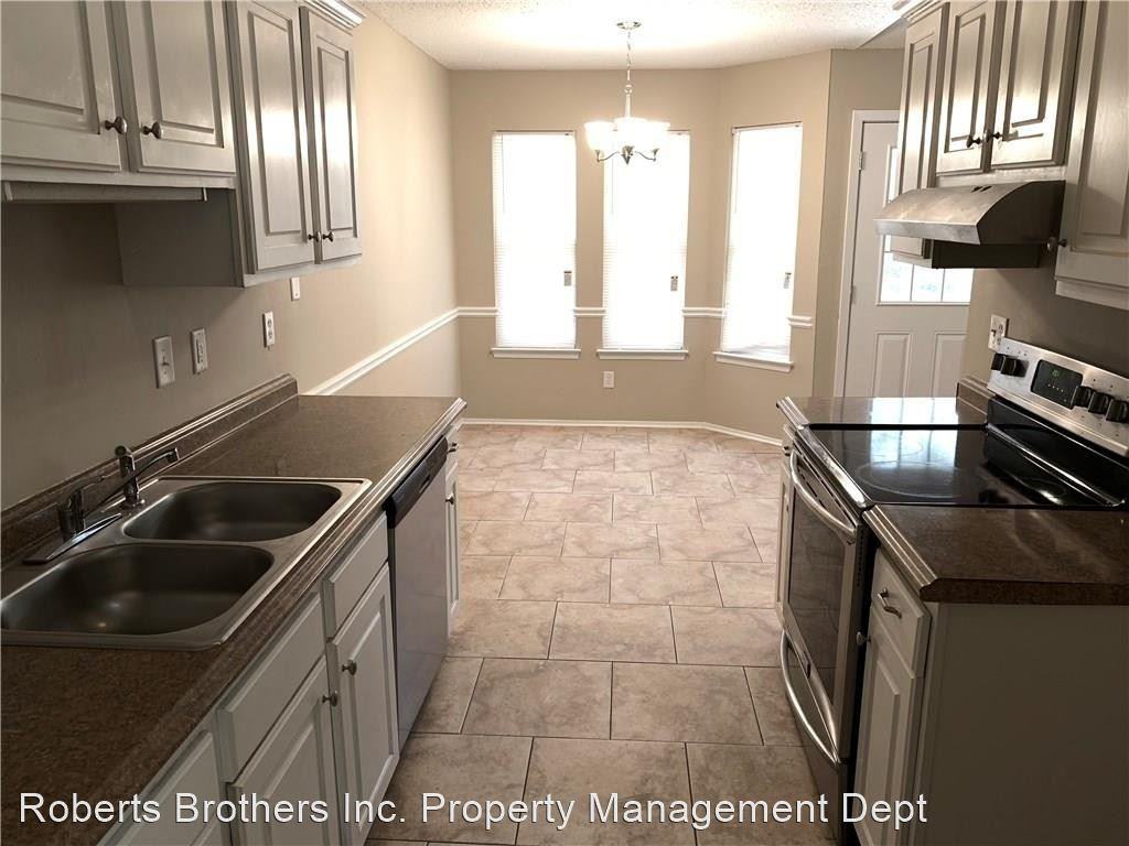 789 Hale Rd - Photo 3 of 17