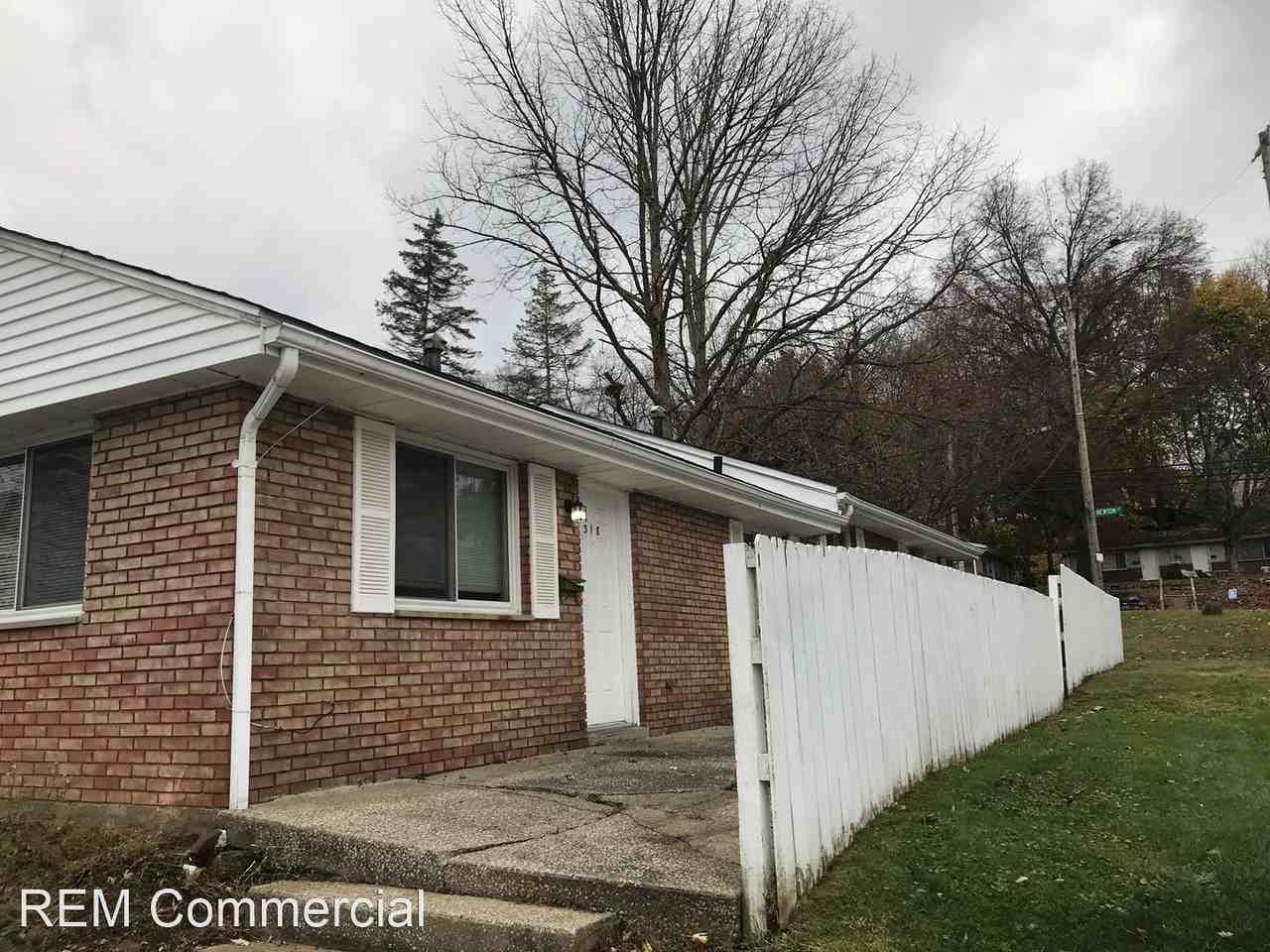 318 & 320 Sagamore Ave Apartments in Goodyear Heights, Akron, OH 44305