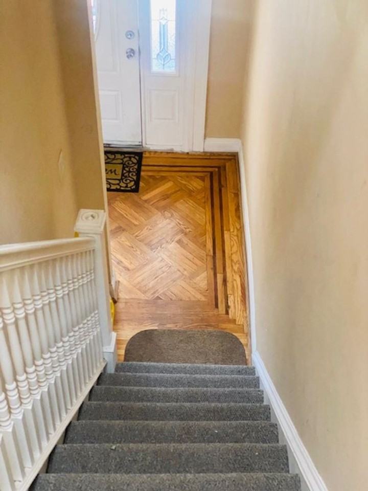 2442 LAKEVIEW AVE. - Photo 3 of 20