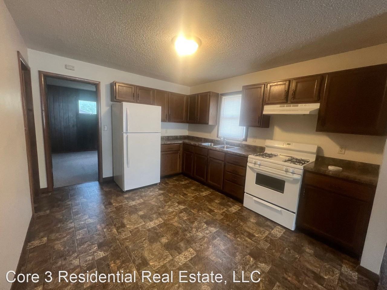 Airshire Ct - Photo 3 of 6