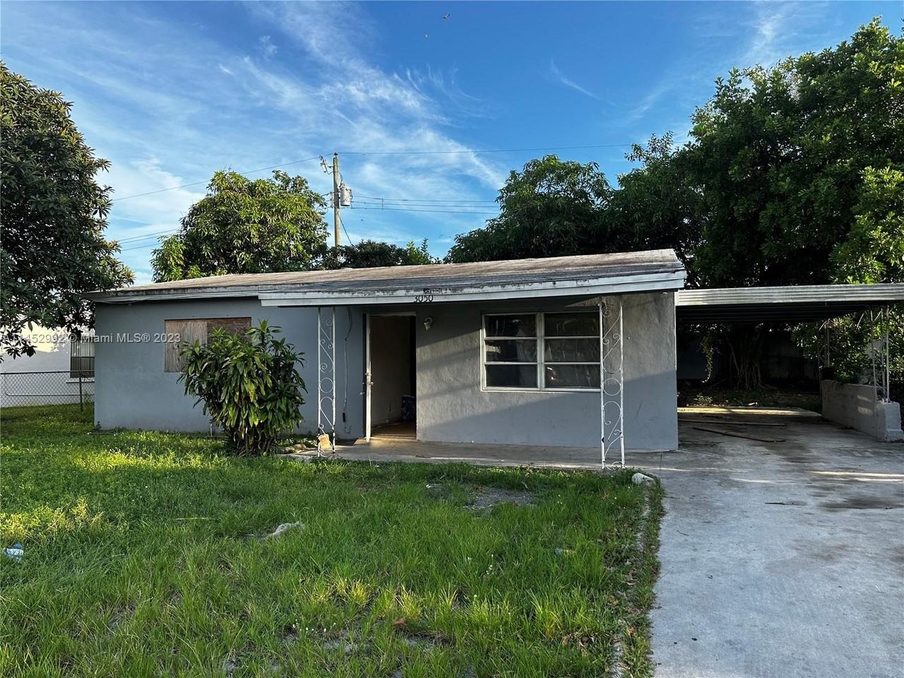 3050 Nw 17th St - Photo 2 of 8
