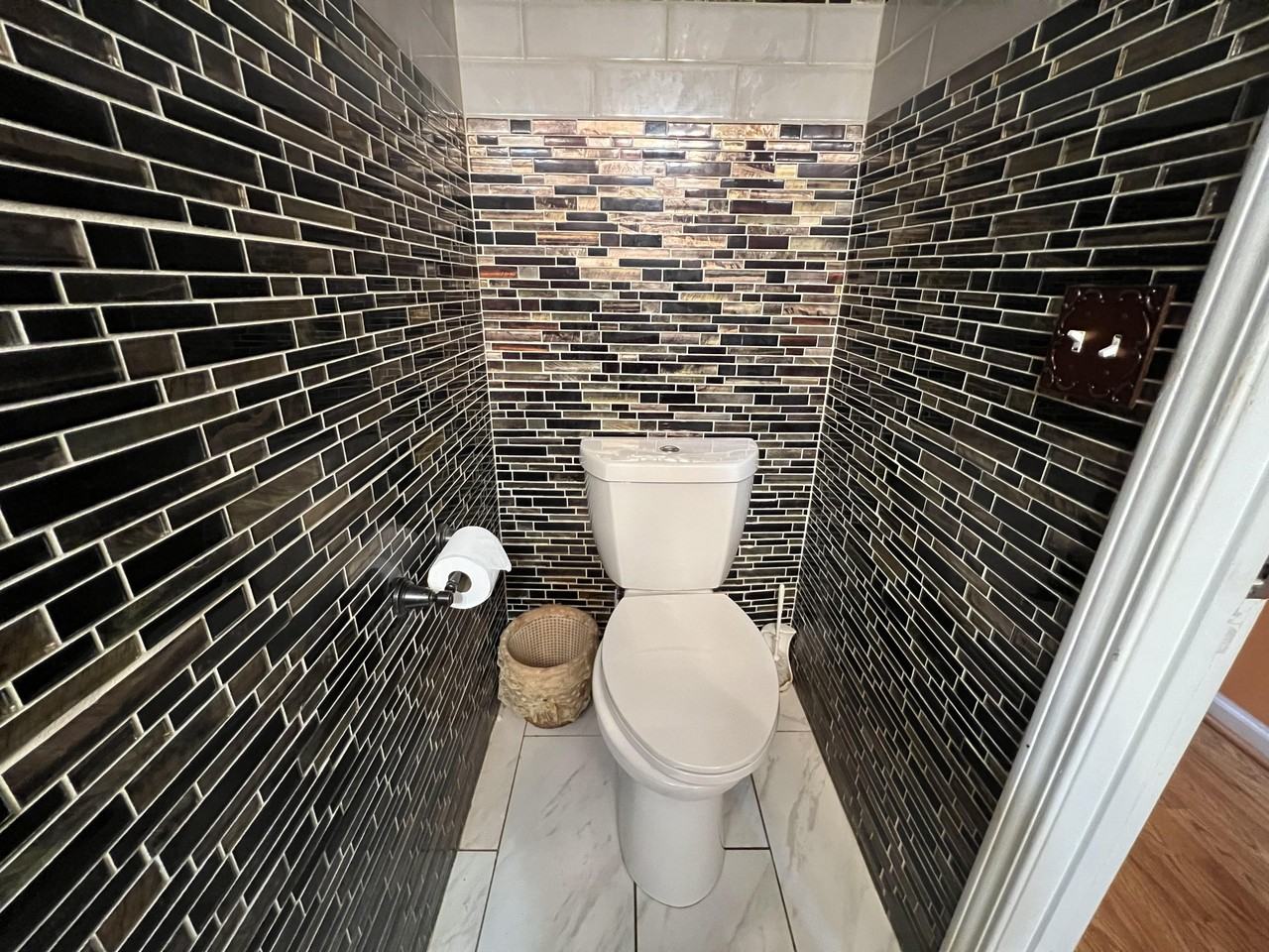 Shapiro Ct - Photo 4 of 15