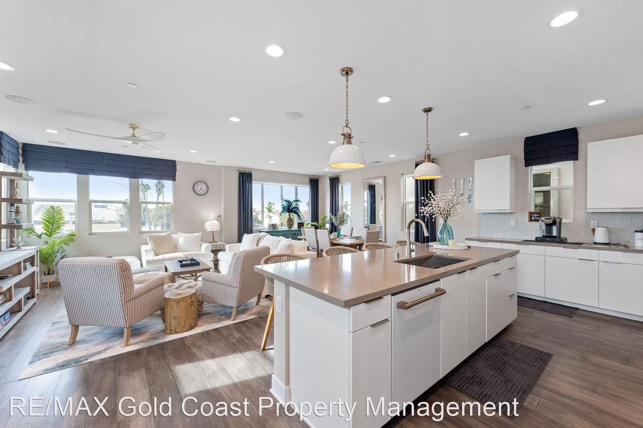 1028 S. Harbor Blvd. - Photo 2 of 48