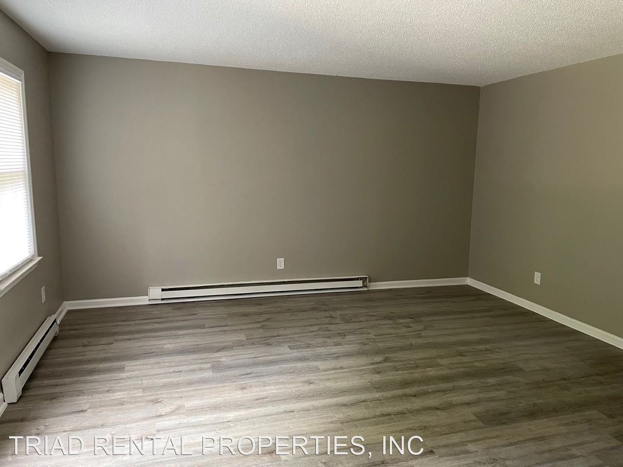 252 S. ELM ST - Photo 2 of 8